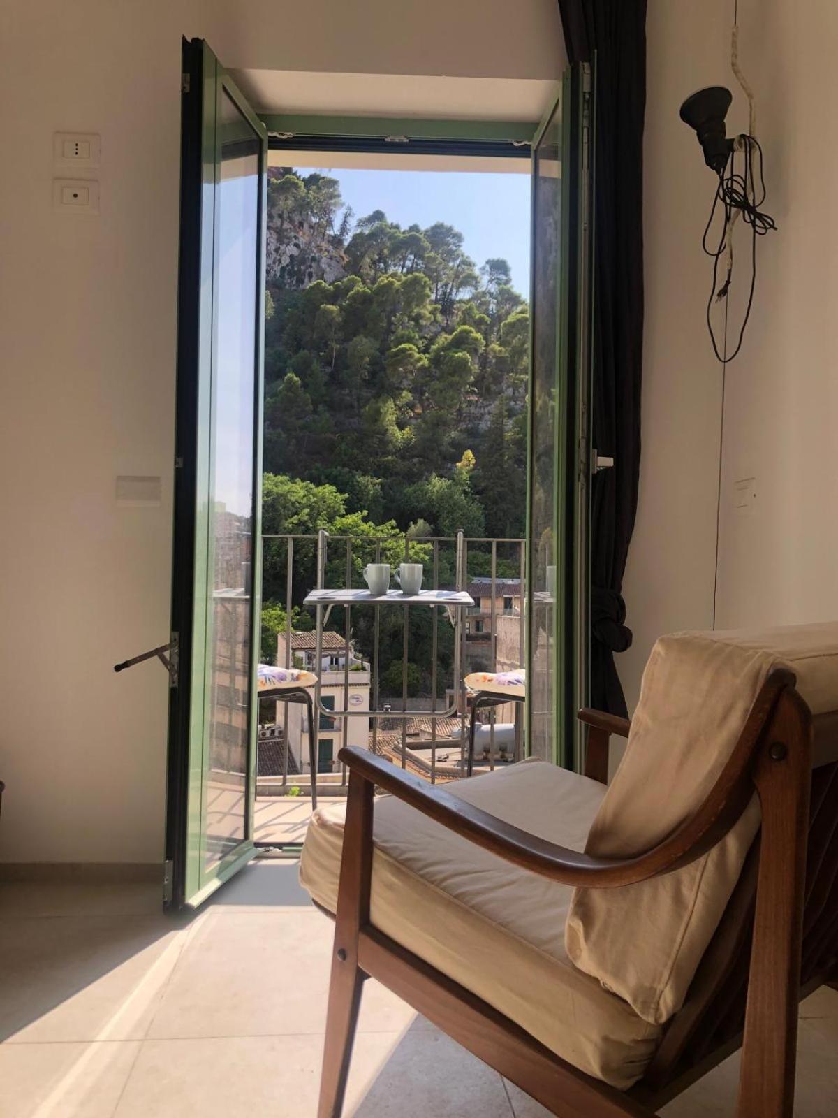 Acciana Rooms موديكا المظهر الخارجي الصورة